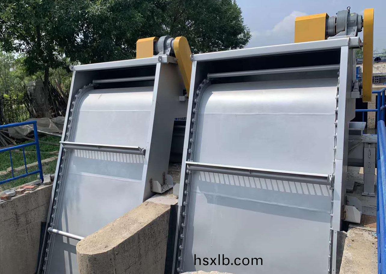 迴(hui)轉式雨(yu)水格柵除汚機